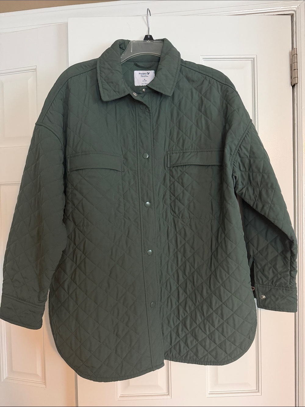 Old Navy Quilted Puffer Overshirt in Dark Green